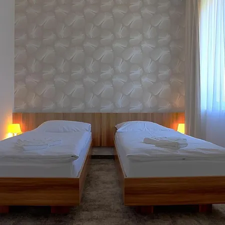 Hotel Ring